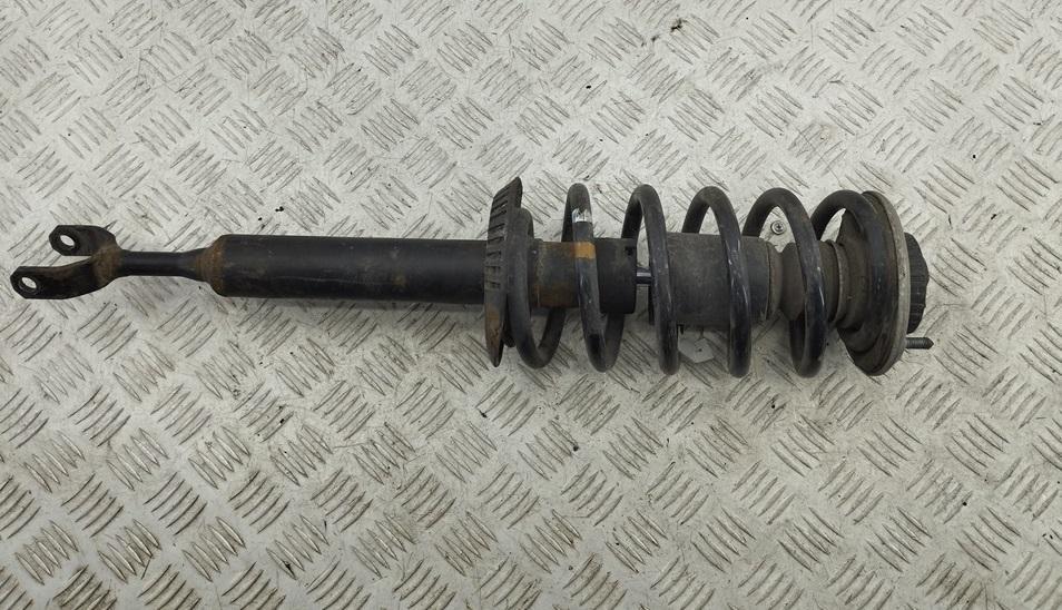 стойка передняя Audi A4 B5 1998, 1.8 л., бензин, МКПП, зелёный, универсал, 8D0413031AC - фото №1