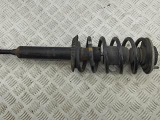 стойка передняя Audi A4 B5 1998, 1.8 л., бензин, МКПП, зелёный, универсал, 8D0413031AC
