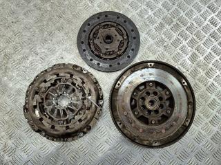 маховик Audi A6 C5 2004, 2.5 л., дизель, МКПП, синий, универсал, 059105266E