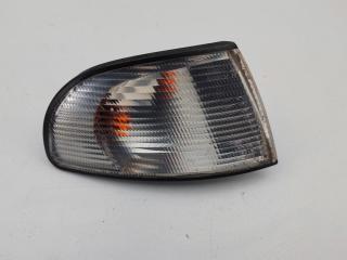 Поворотник (указатель поворота) правый Audi A4 B5 1998, 1.8 л., бензин, МКПП, зелёный, универсал, 8D0953050A