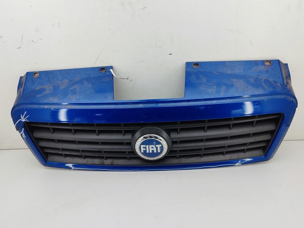 решетка радиатора Fiat Doblo 2005, синий, фургон, 735395576