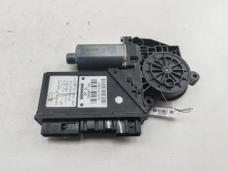 моторчик стеклоподъемника передний правый Audi A2 8Z 2001, 1.4 л., дизель, МКПП, чёрный, хетчбэк 5 дв., 0130821765, 8Z1959802
