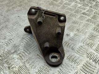 кронштейн КПП Audi A6 C5 2004, 2.5 л., дизель, МКПП, синий, универсал, 8D0399114AH