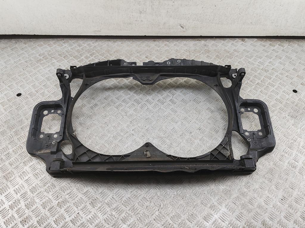 Рамка радиатора Audi A6 C6 2006, 2.7 л., дизель, АКПП, чёрный, универсал