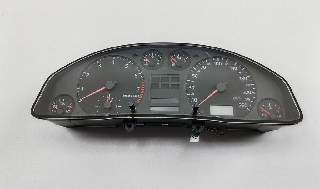 приборная панель Audi A6 C5 1998, 2.4 л., бензин, МКПП, синий, седан, 4B0919860F