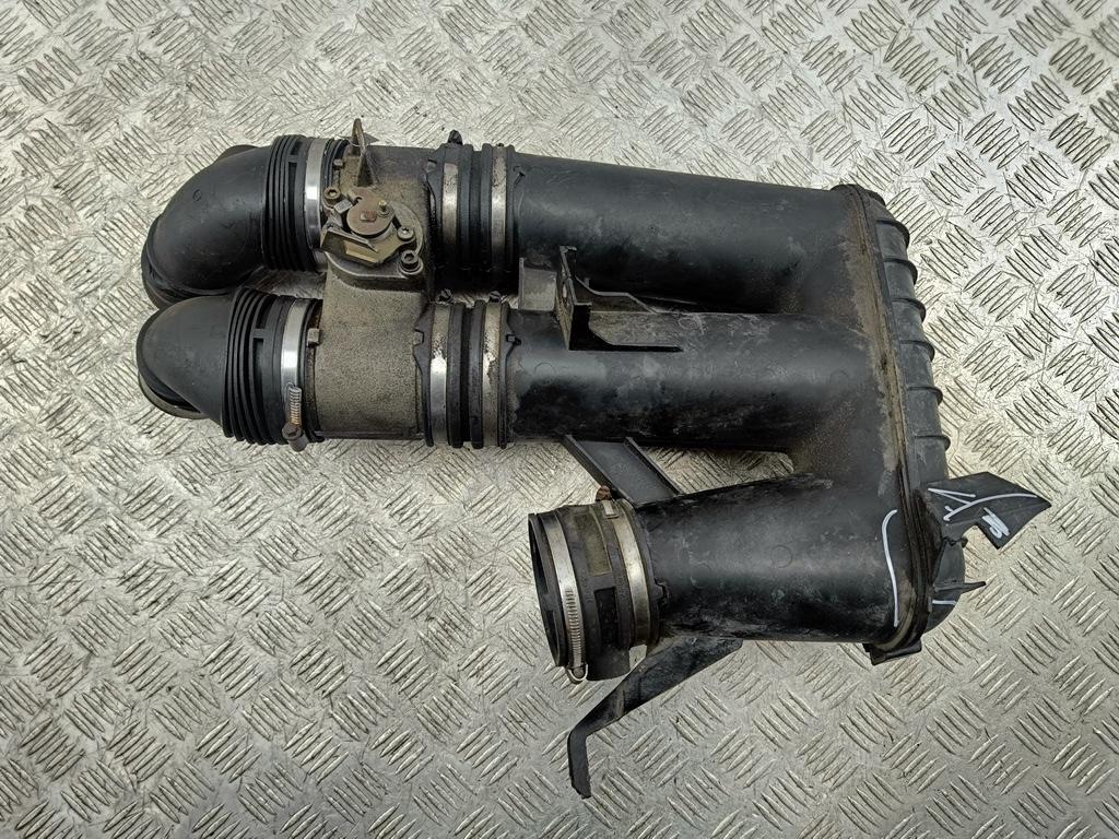 воздуховод Opel Omega B 2001, 3.2 л., бензин, АКПП, серый, седан, 90531959