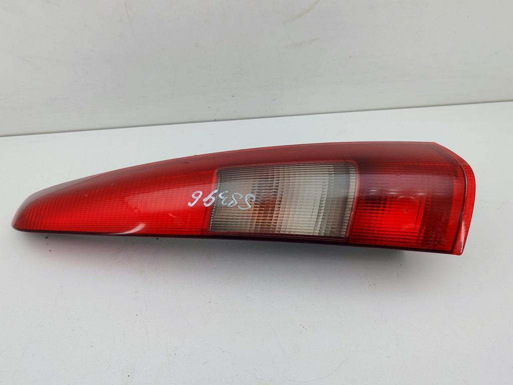фонарь задний правый Volvo S70 / V70 2000, 2.5 л., дизель, АКПП, серый, универсал, 9157800 - фото №1