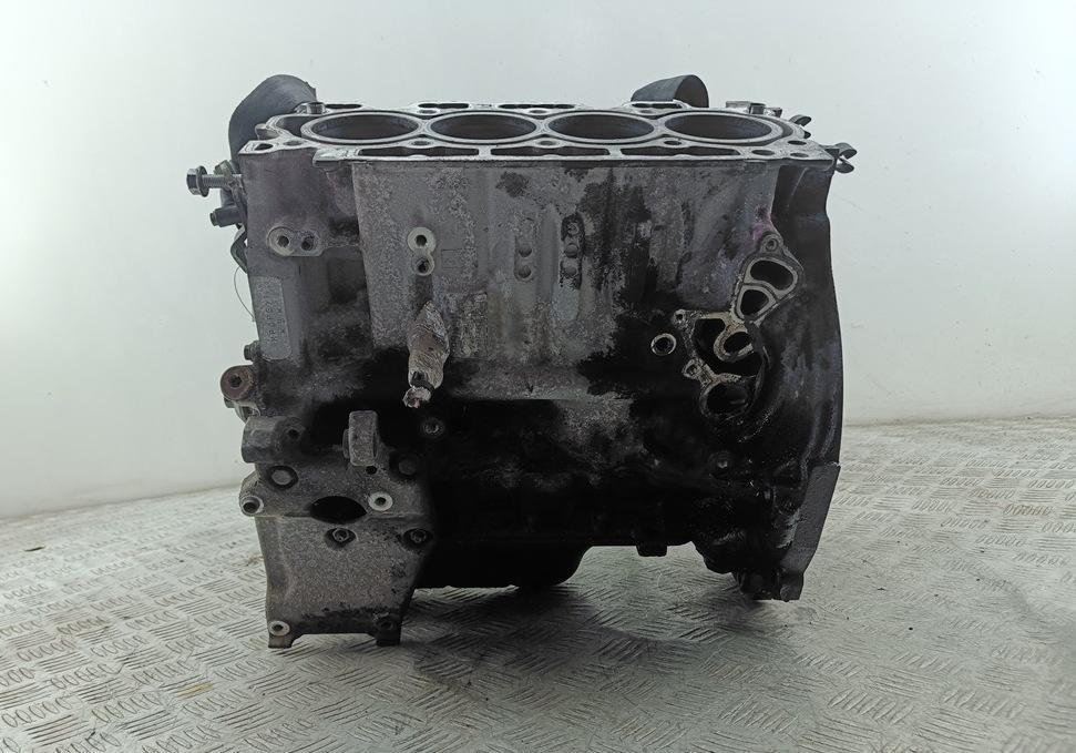 блок цилиндров Peugeot 307 2006, 1.6 л., дизель, МКПП, DV6TED4, 9HZ - фото №1