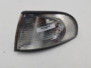 Поворотник (указатель поворота) левый Audi A4 B5 1997, 1.8 л., бензин, МКПП, серый, седан, 8D0953049A