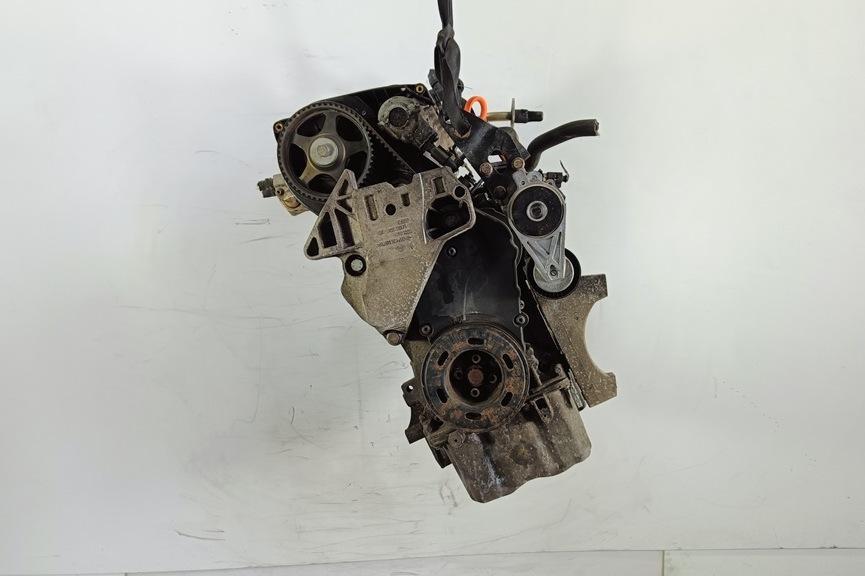 двигатель Volkswagen Passat B6 2007, 2.0 л., бензин, МКПП, BVY