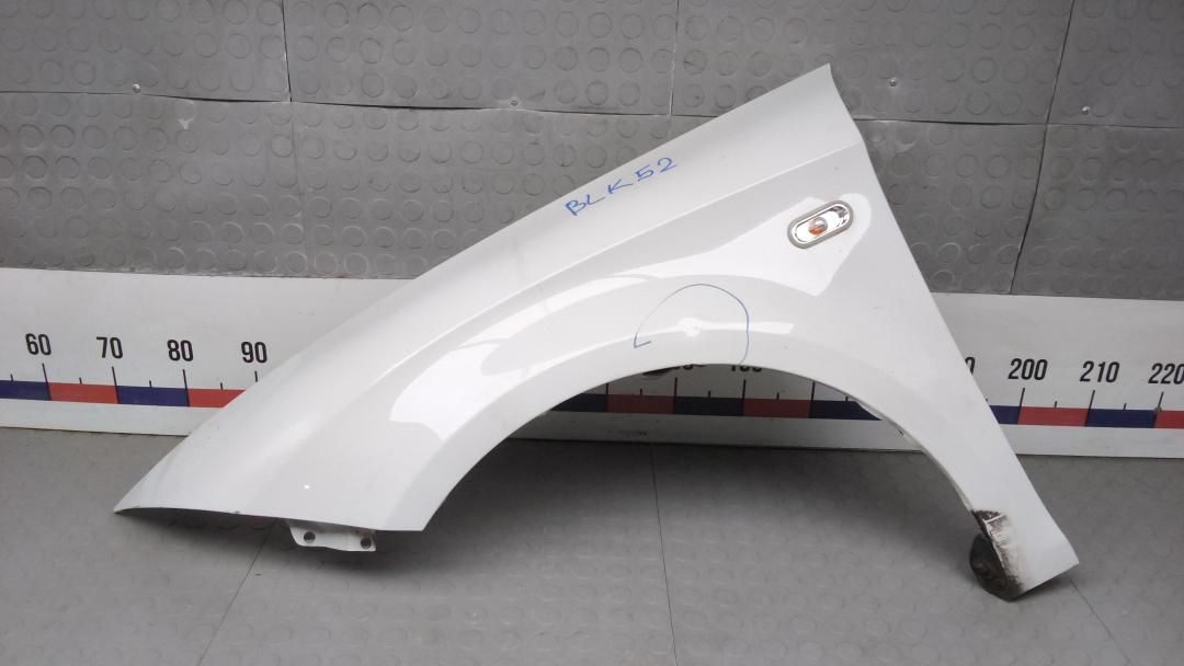 крыло переднее левое SEAT Leon 2010, 1.8 л., бензин, МКПП, хетчбэк 5 дв.
