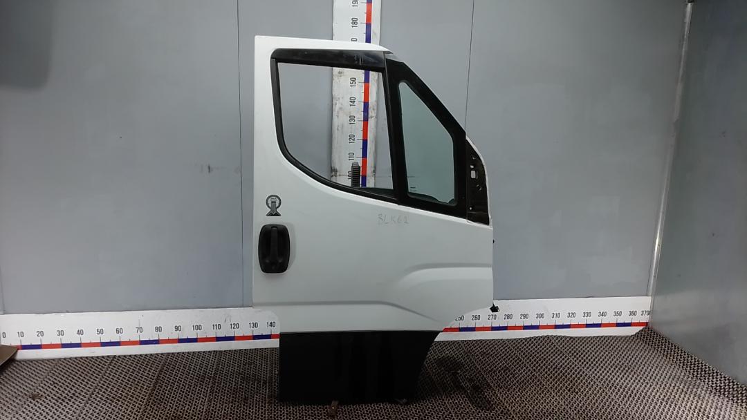 дверь передняя правая IVECO Daily 2015, 2.3 л., дизель, МКПП, микроавтобус
