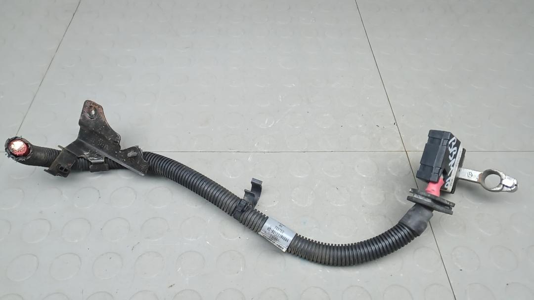 клемма аккумулятора плюс Land Rover Discovery 2011, 3.0 л., SD V6, дизель, АКПП, внедорожник 5 дв.