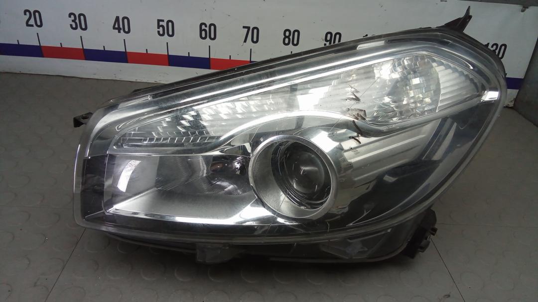 фара левая Nissan Qashqai 2011, 1.6 л., дизель, МКПП, внедорожник 5 дв.