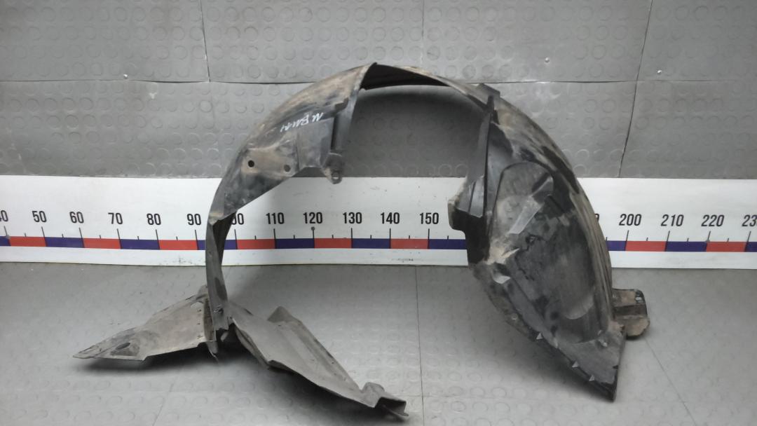 Подкрылок передний правый Nissan Qashqai 2011, 1.6 л., дизель, МКПП, внедорожник 5 дв., 63840BR20A