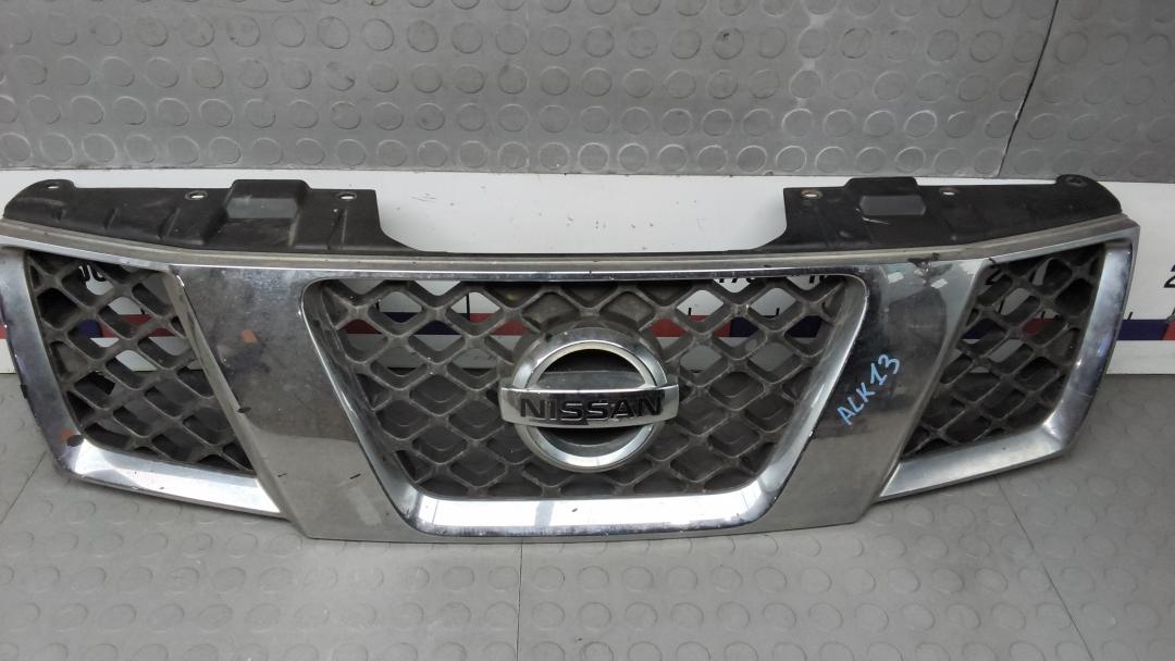 решетка радиатора Nissan Navara 2010, 2.5 л., дизель, АКПП, пикап