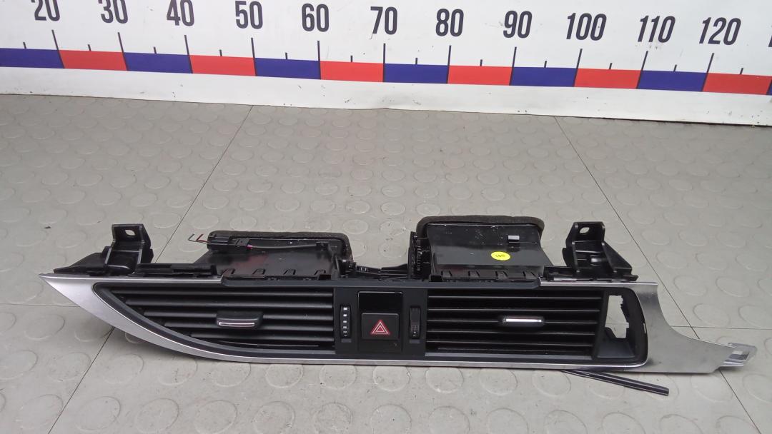 дефлектор обдува салона Audi A6 2011 2014, 3.0 л., D TDI, АКПП, седан