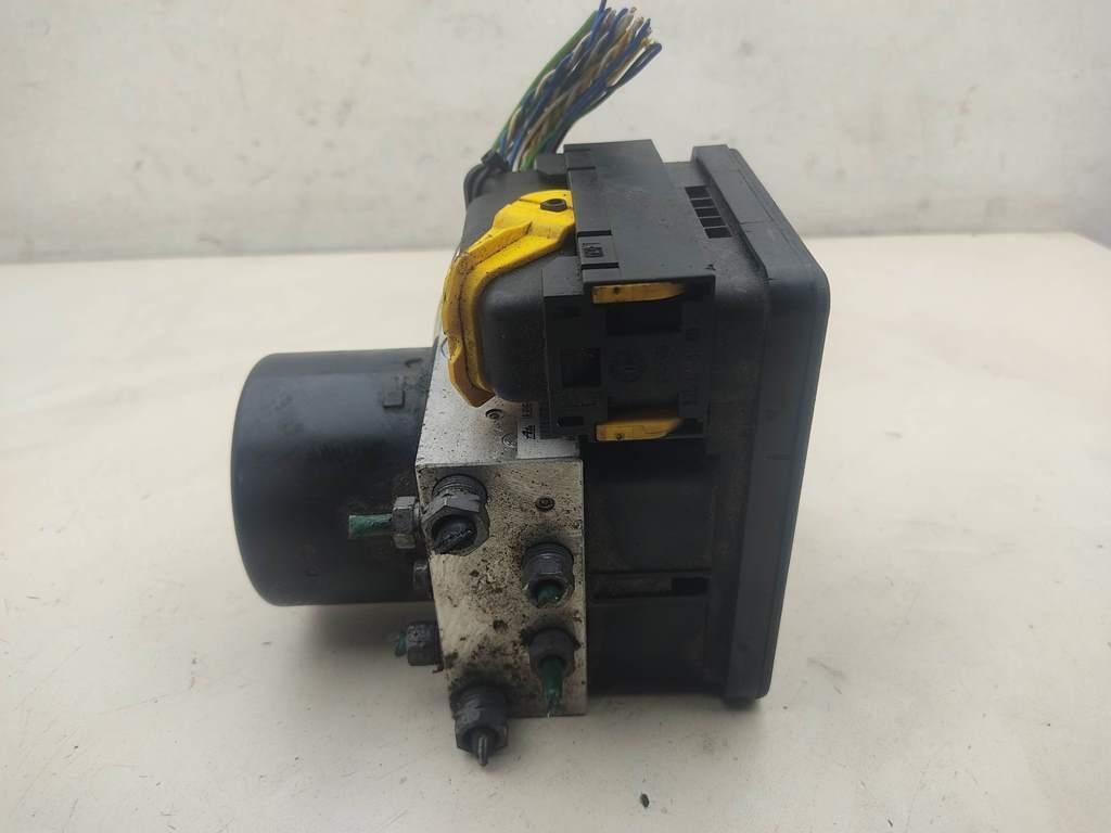 блок ABS Peugeot 206 2011, 1.1 л., бензин, МКПП, красный, хетчбэк 3 дв., 10096011573