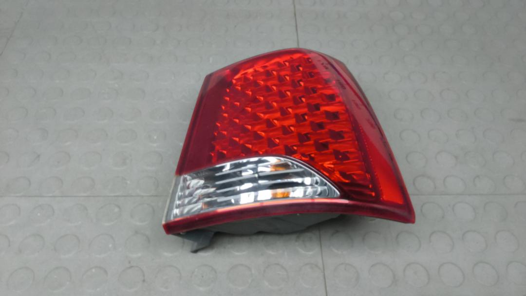фонарь задний правый Kia Sorento 2010, 2.2 л., дизель, АКПП, внедорожник 5 дв., 924022P020