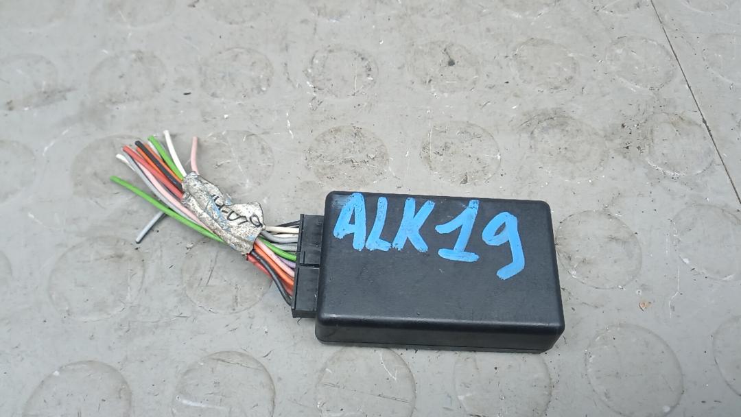 модуль подключения прицепа Volkswagen Touareg 2011, 3.0 л., V6 TDI, дизель, АКПП, внедорожник 5 дв.