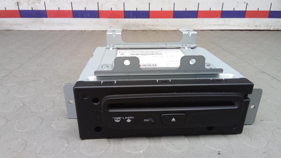 CD-чейнджер Jeep Grand Cherokee 2014, 3.0 л., дизель, АКПП, внедорожник 5 дв.