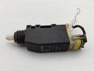 активатор (привод) замка двери Opel Omega B 2003, 2.2 л., дизель, МКПП, серый, универсал, 90493702