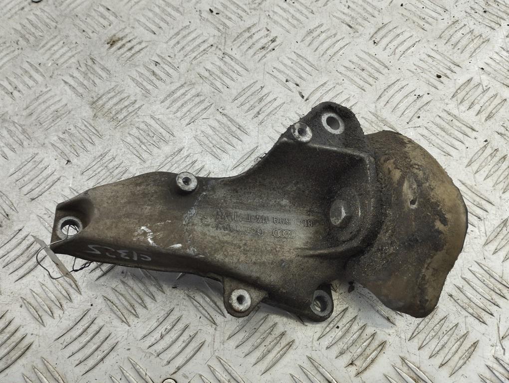 кронштейн КПП Audi A6 C5 1998, 2.8 л., бензин, АКПП, серый, универсал, 8D0399114T - фото №1