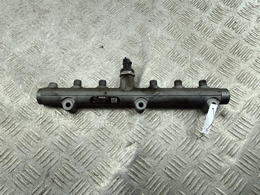 топливная рампа Hyundai H-1 Starex 2009, 2.5 л., дизель, МКПП, белый, минивэн, 314004A450, 0445214198
