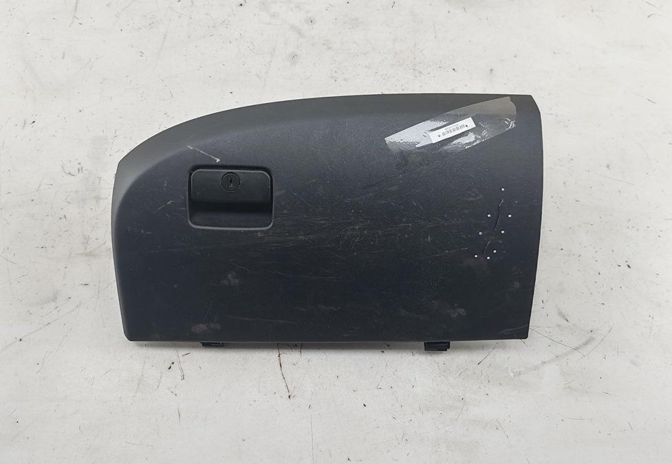 бардачок Peugeot 4007 2008, 2.2 л., дизель, МКПП, серый, внедорожник 5 дв.