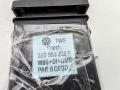 кнопка аварийной сигнализации Volkswagen Passat B5+ (GP) 2001, 2.0 л., бензин, МКПП, синий, универсал, 3B0953235D - фото №3