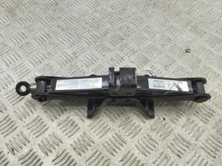 домкрат Subaru Impreza 2009, 1.5 л., бензин, МКПП, белый, хетчбэк 5 дв.
