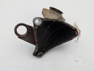 кронштейн КПП Audi A4 B5 2001, 1.9 л., дизель, МКПП, чёрный, универсал, 8D0399114S