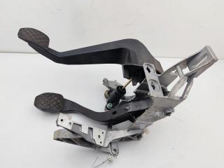 узел педальный (блок педалей) Audi A4 B6 2002, 2.0 л., бензин, МКПП, синий, универсал, 8E1721117A