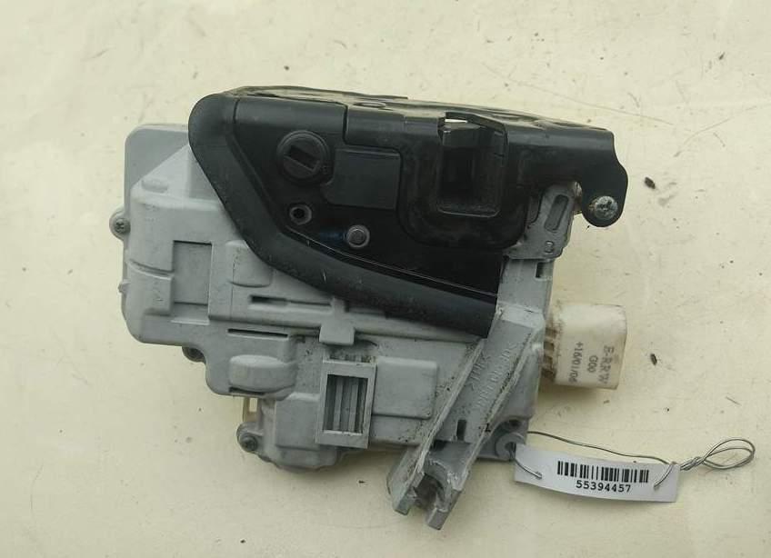 замок двери задней правой Audi A6 C6 2006, 2.7 л., дизель, АКПП, чёрный, универсал, JA64F0839016 - фото №1