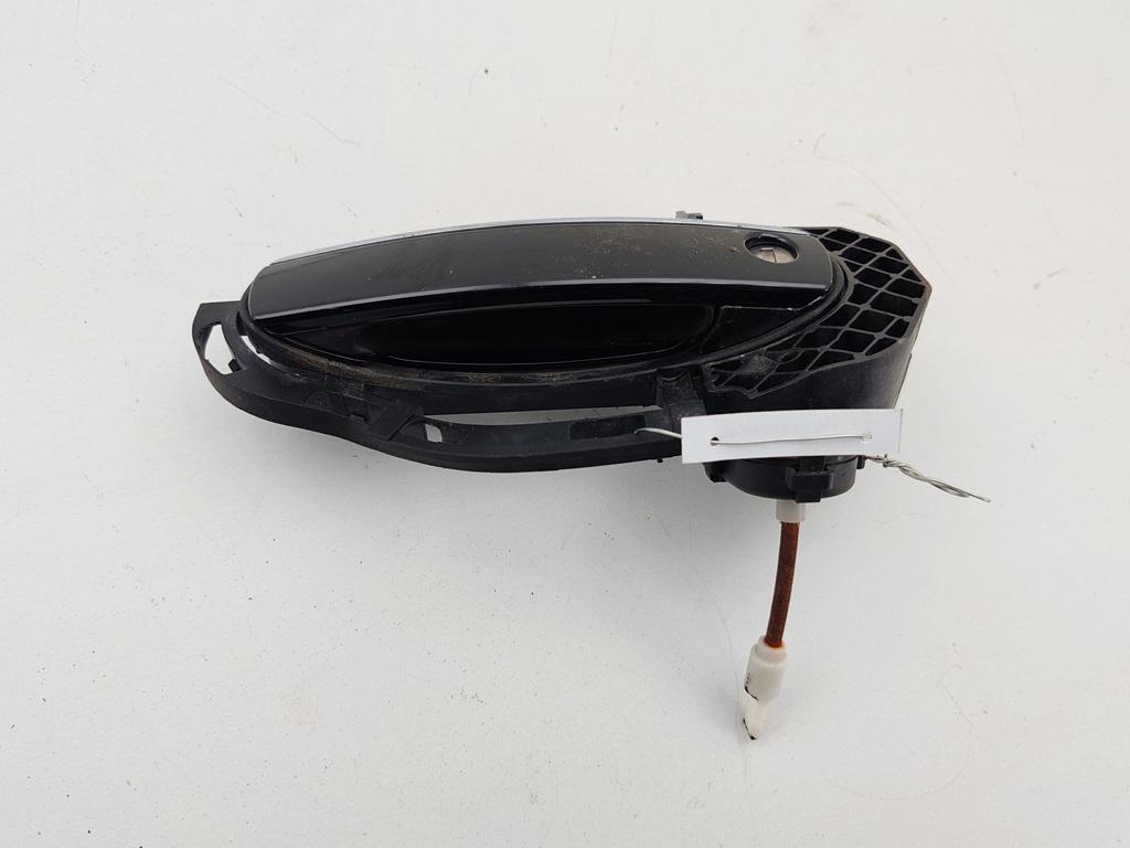 ручка наружная передняя левая Audi A6 C6 2006, 2.7 л., дизель, АКПП, чёрный, универсал, 4F0837885 - фото №1