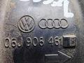 Расходомер (измеритель потока воздуха) Volkswagen Passat B6 2007, 1.8 л., бензин, МКПП, серый, универсал, 06F906461B - фото №3