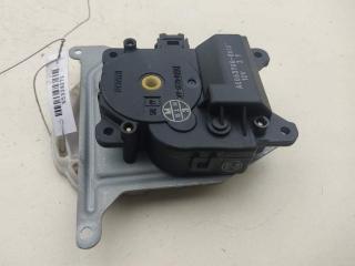 моторчик заслонки печки Toyota Avensis 2004, 2.0 л., дизель, МКПП, чёрный, универсал, 0637008610