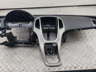 панель передняя салона (торпедо) Opel Astra J 2010, 1.4 л., бензин, МКПП, чёрный, хетчбэк 5 дв., 13301067