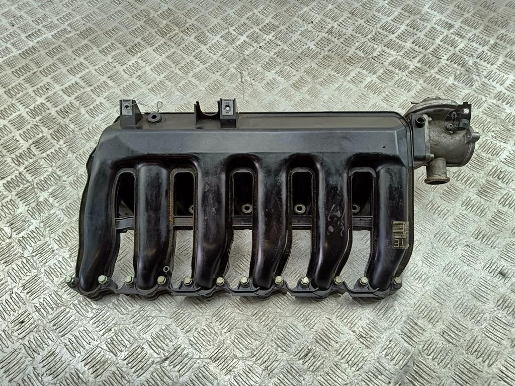 коллектор впускной BMW 5 E60/E61 2004, 2.5 л., дизель, универсал, 7790701, 7790700 - фото №1