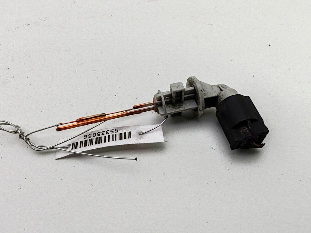 датчик уровня омывающей жидкости BMW 3 E46 2003, 2.0 л., бензин, МКПП, серый, универсал, 7506601 - фото №1