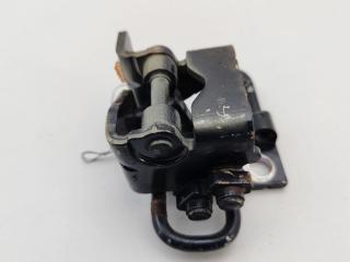 петля двери Volkswagen Golf 6 поколение 2009, чёрный, хетчбэк 5 дв., 1K4833412D