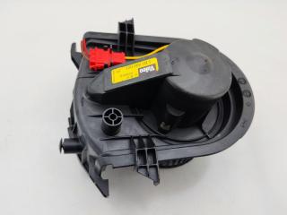 моторчик печки Volkswagen Golf 3 поколение 1993, 1.8 л., бензин, АКПП, белый, хетчбэк 5 дв., 1H1820021