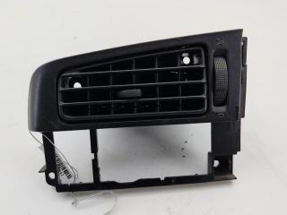 дефлектор обдува салона Volkswagen Golf 3 поколение 1993, 1.8 л., бензин, АКПП, белый, хетчбэк 5 дв., 1H6819709