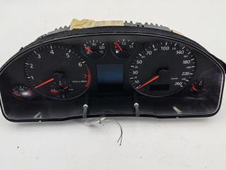приборная панель Audi A6 C5 1998, 2.4 л., бензин, МКПП, серый, универсал, 4B0919880H
