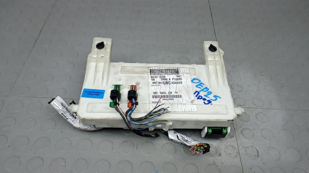 блок предохранителей Ford C-Max 2010, 1.6 л., бензин, МКПП, минивэн, 7M5T14A073CF, 97RA012108 - фото №1