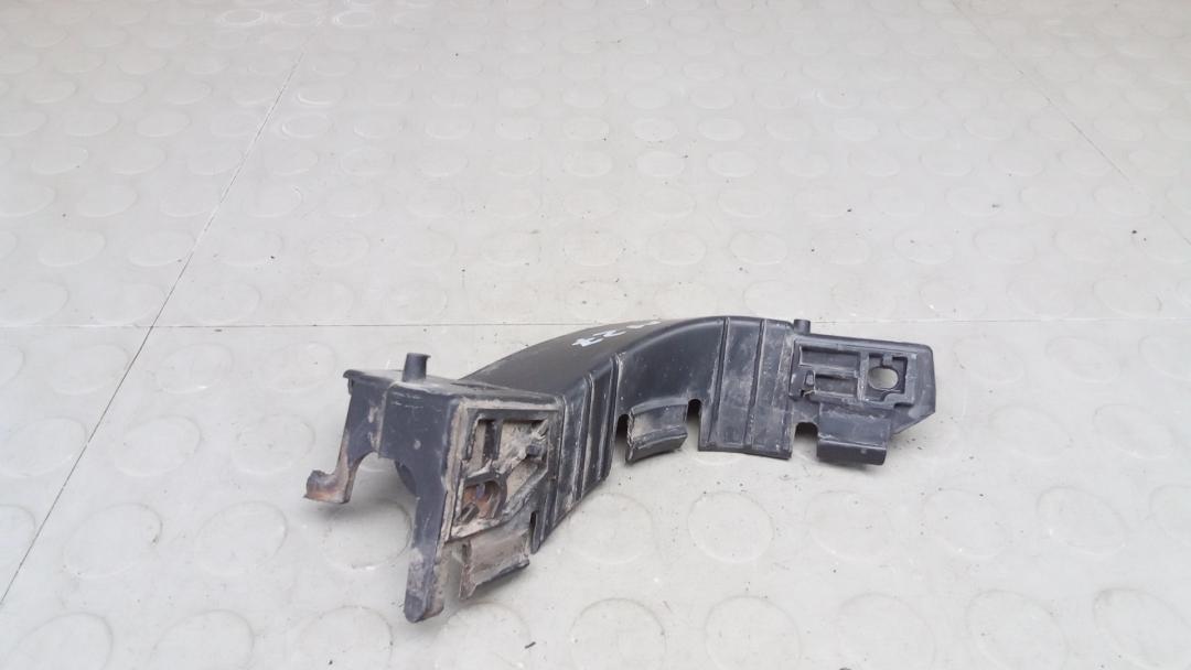 крепление бампера Land Rover Freelander 2013, 2.2 л., D TD4, дизель, МКПП, внедорожник 5 дв.