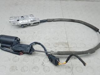 замок багажника Audi A8 2004, 3.0 л., дизель, АКПП, седан