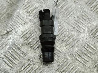форсунка Volkswagen Transporter T4 1996, 1.9 л., дизель, МКПП, белый, микроавтобус, 028130201F