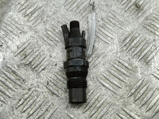 форсунка Volkswagen Transporter T4 1996, 1.9 л., дизель, МКПП, белый, микроавтобус, 028130201F