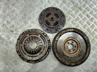 маховик Volkswagen Transporter T4 1996, 1.9 л., дизель, МКПП, белый, микроавтобус, 068105271F